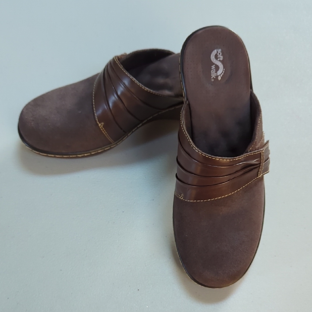 Soft Walk, Mason, Brown Leather Clog.8N